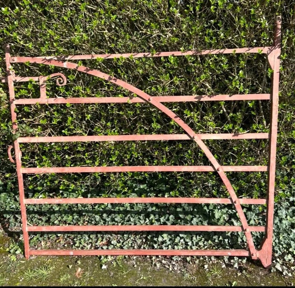 Cast Iron Gates - Image 2
