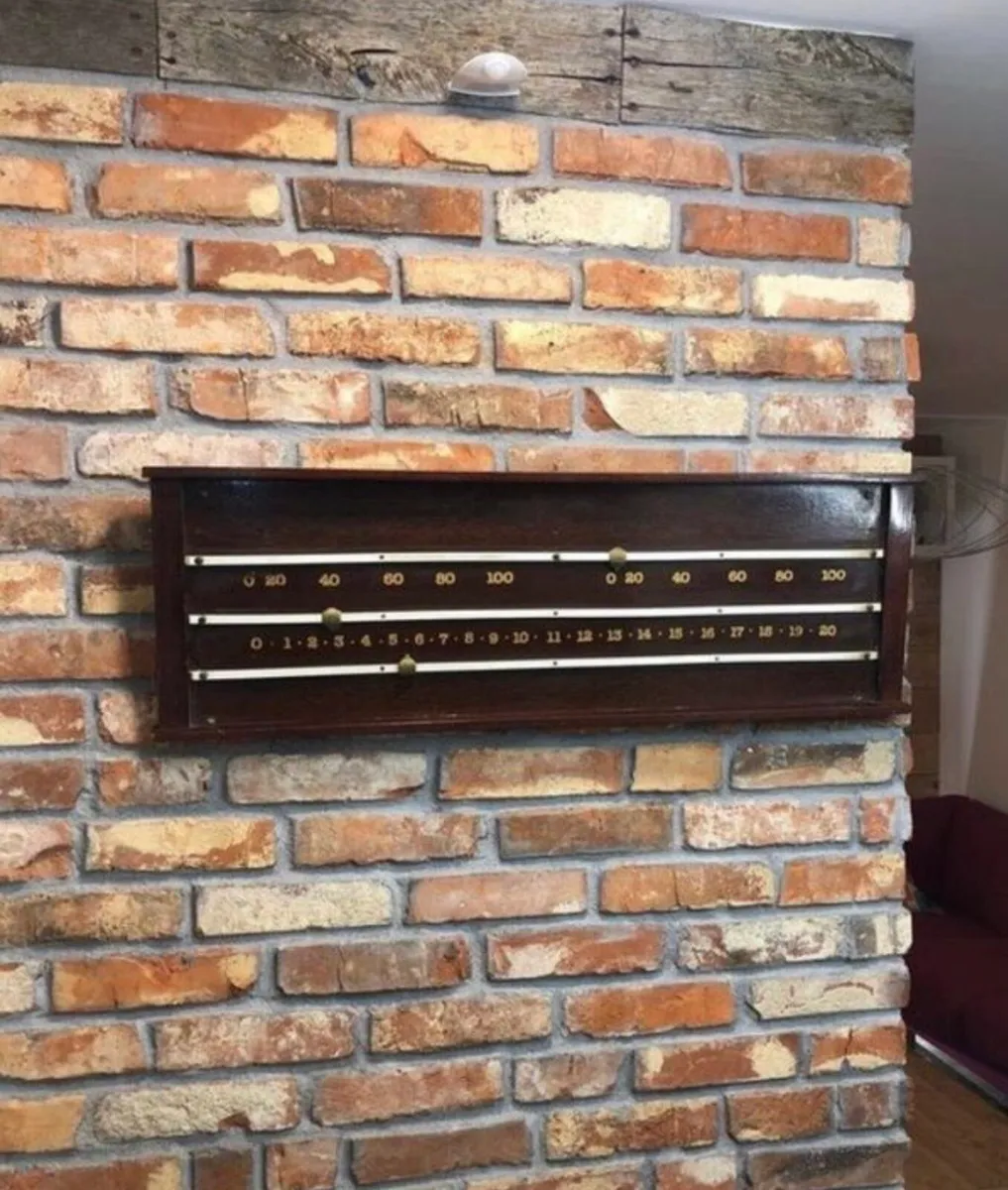 Vintage Snooker Scoreboard - Image 1