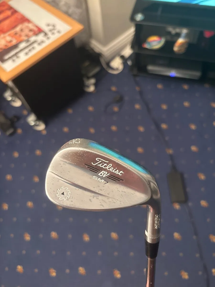 Titleist vokey Wedge 52 Degree - Image 1
