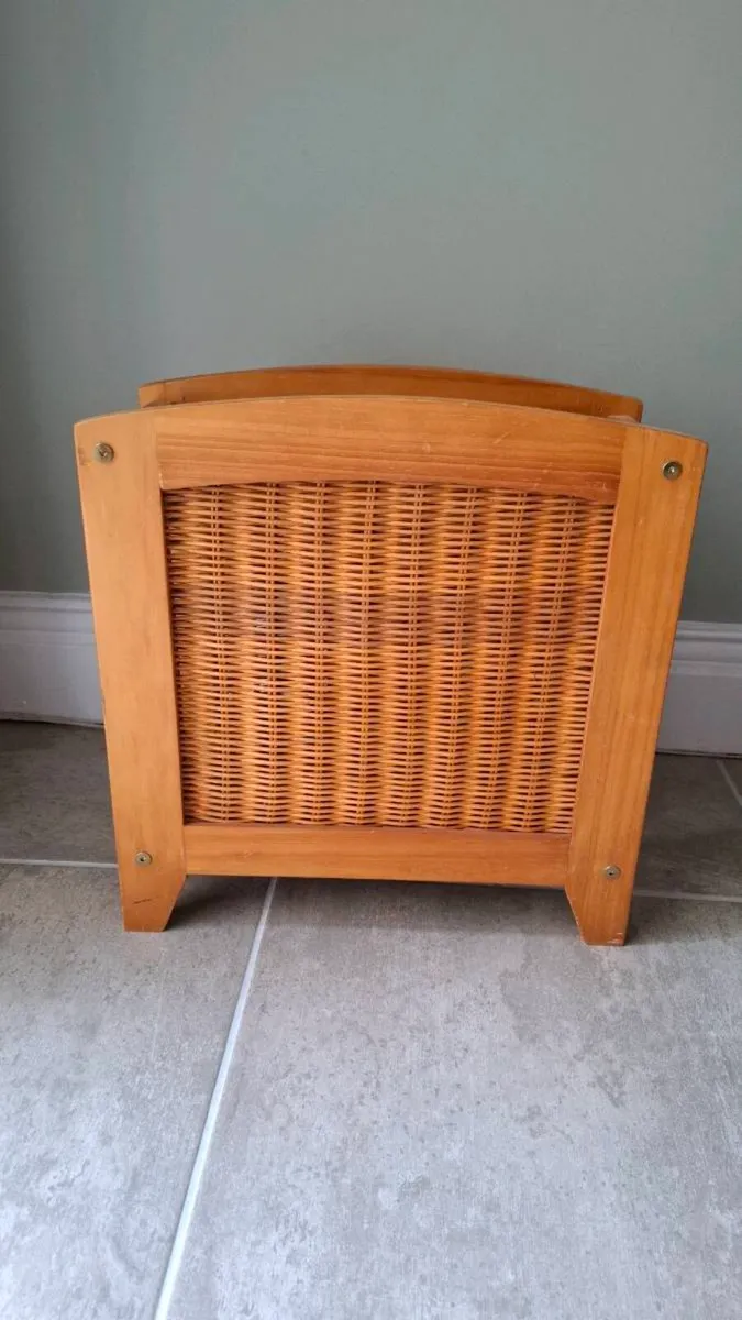 Wooden Magazine Rack - Image 1