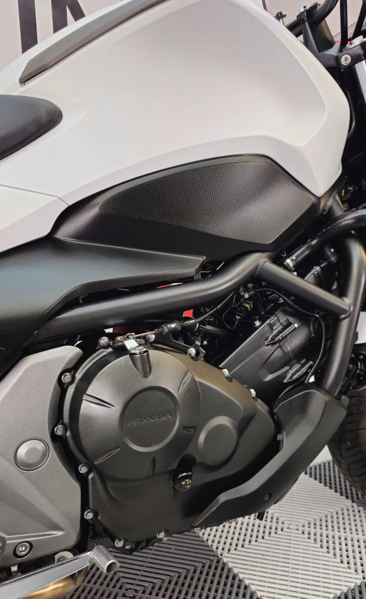 142 Honda NC750SA - Image 4