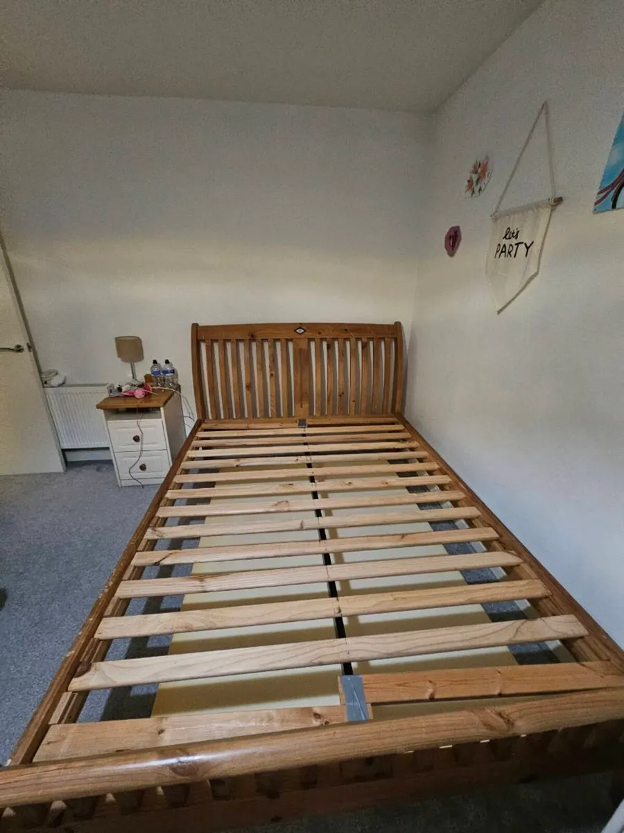 King-size wooden bed frame - Image 3