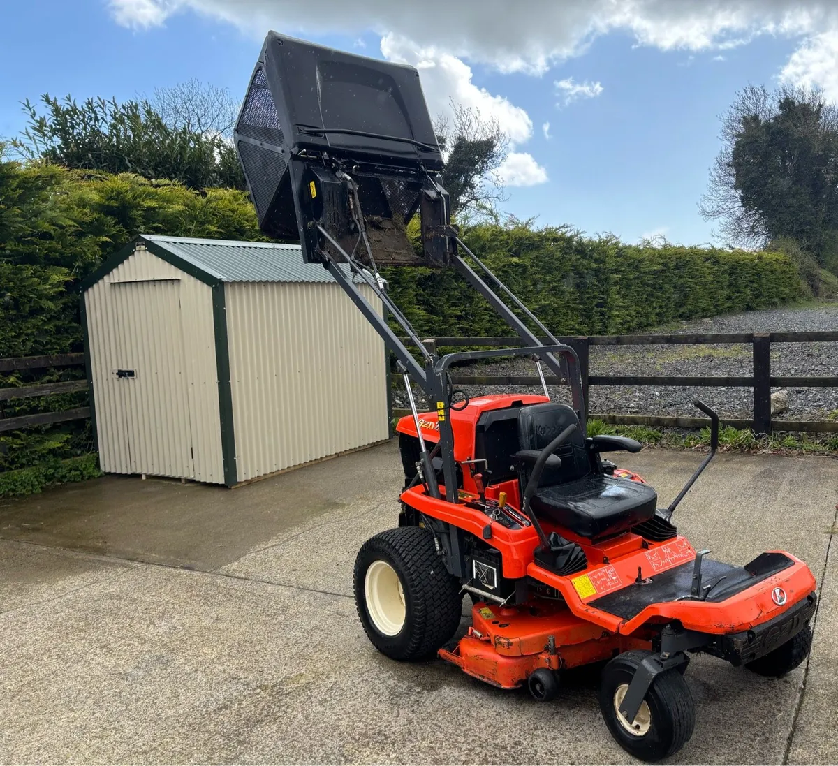Zero-Steer Diesel Kubota GZD 21 - Image 1