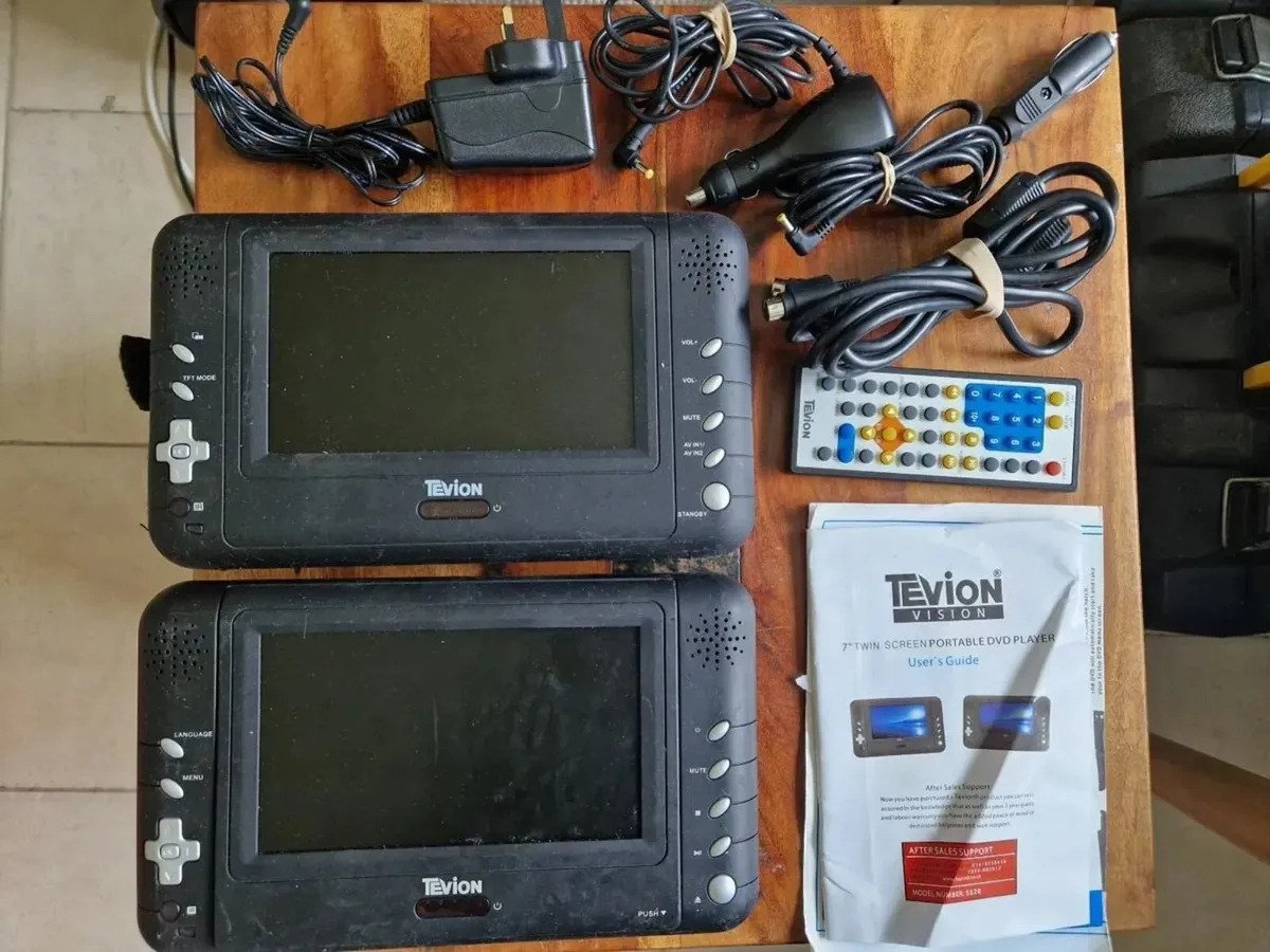 Tevion Twin Car DVD Players, Accessories, Manual - Image 1