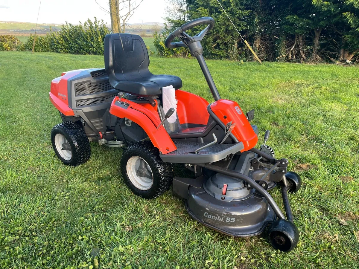 Husqvarna 15hp hydrostatic ride on mower - Image 1