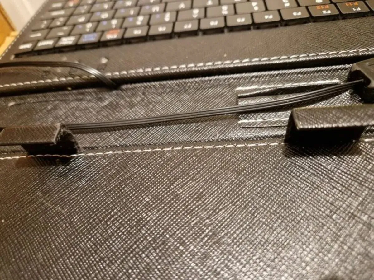 NEW Tablet Case with USB Keyboard and Stand - Image 2