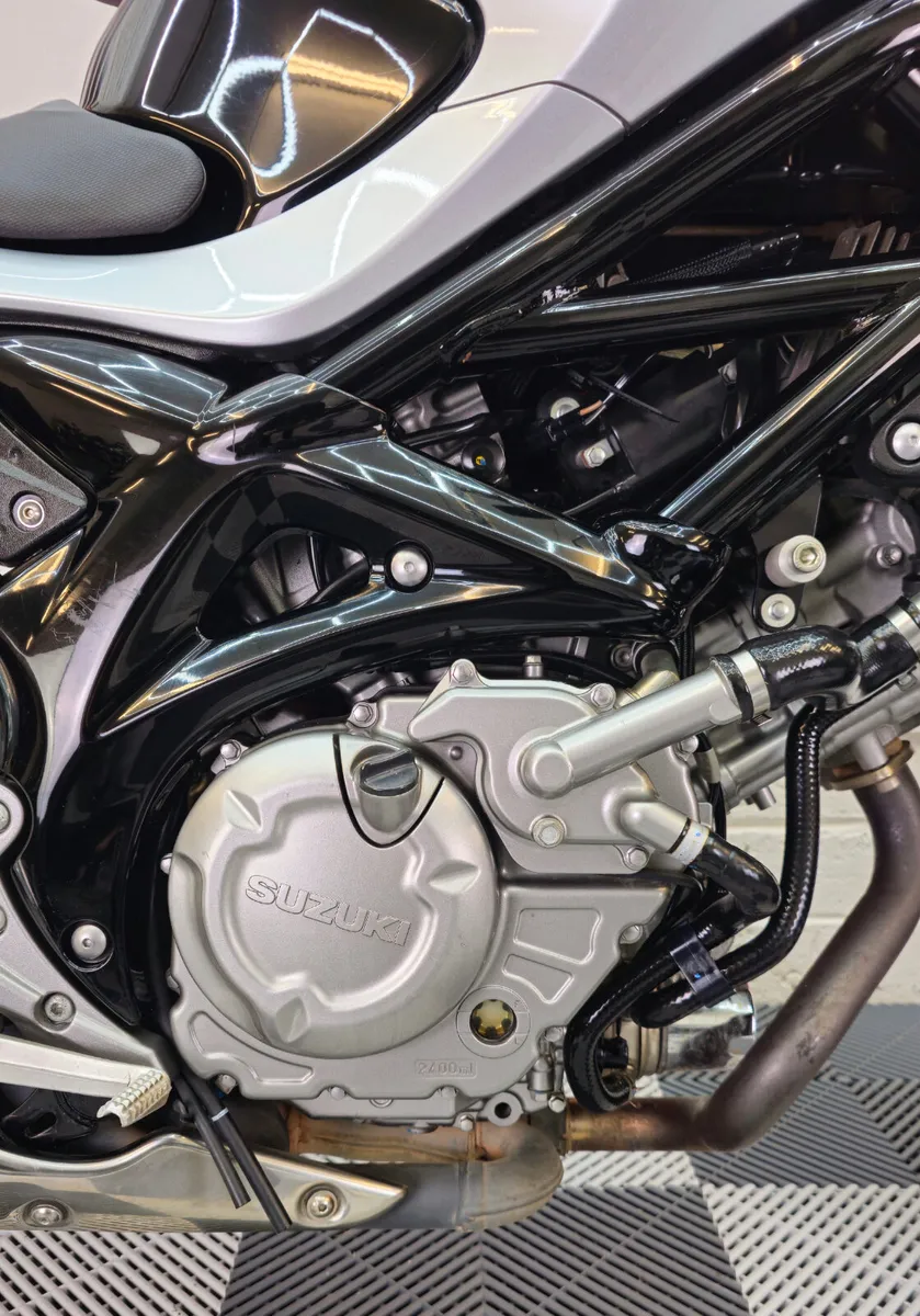 2011 Suzuki Gladius 650 - Image 4