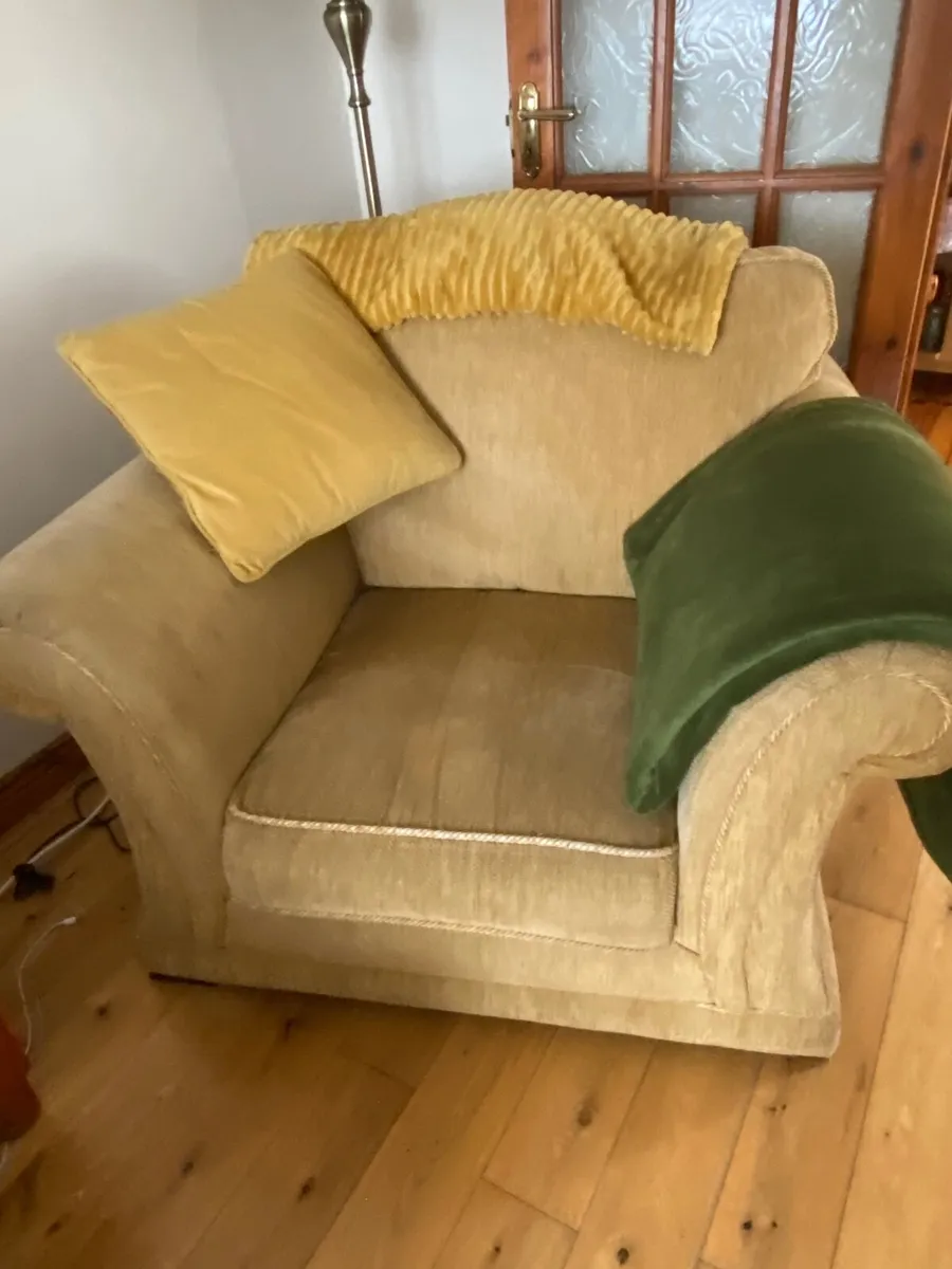 Sofa & armchair - Image 3