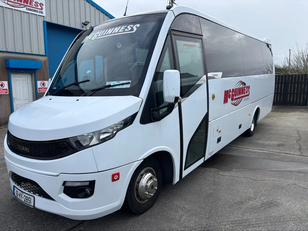 161 Iveco Turas 700 - Image 1