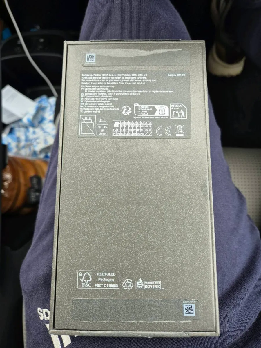 Samsung galaxy s25 fe - Image 2