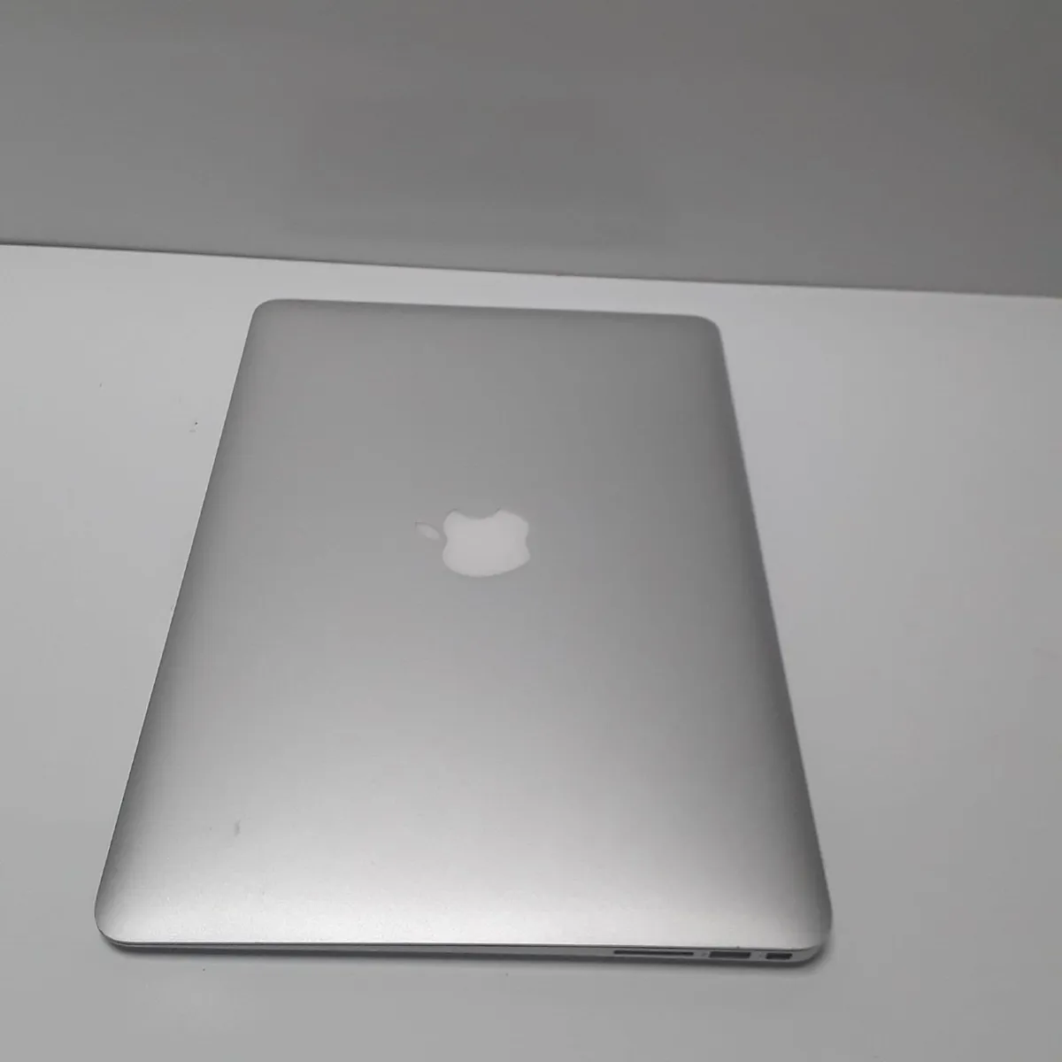 Apple MacBook Air 2014 | Intel Core i5 Dual-Core | - Image 2