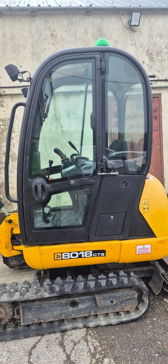 Jcb 8018 cts - Image 3