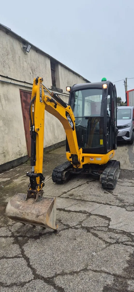 Jcb 8018 cts - Image 4