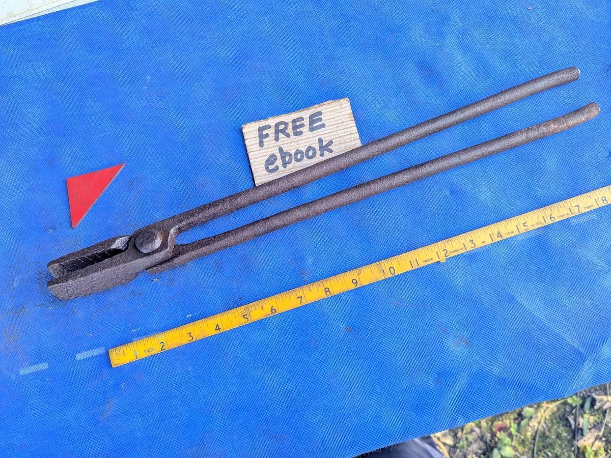 Blacksmiths 20" Flat Tongs - Image 1