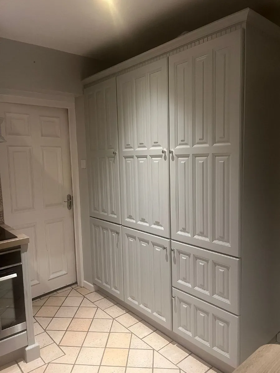 Solid oak kitchen - Image 2