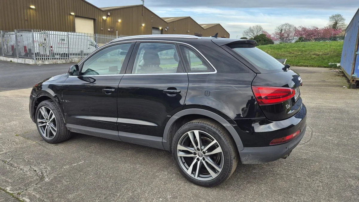 Audi q3 2015year 2.0diesel manual - Image 3