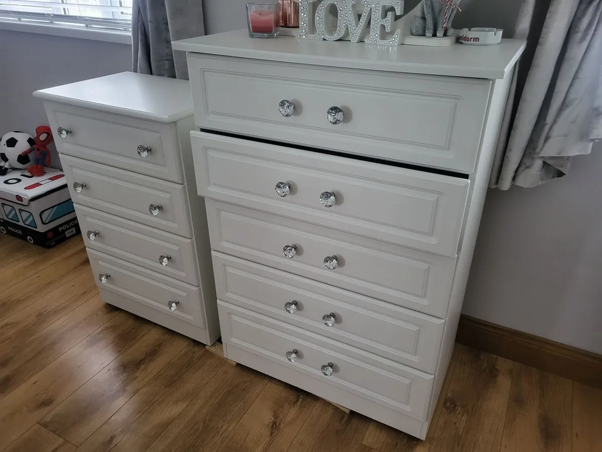 Chest of drawers - Image 4