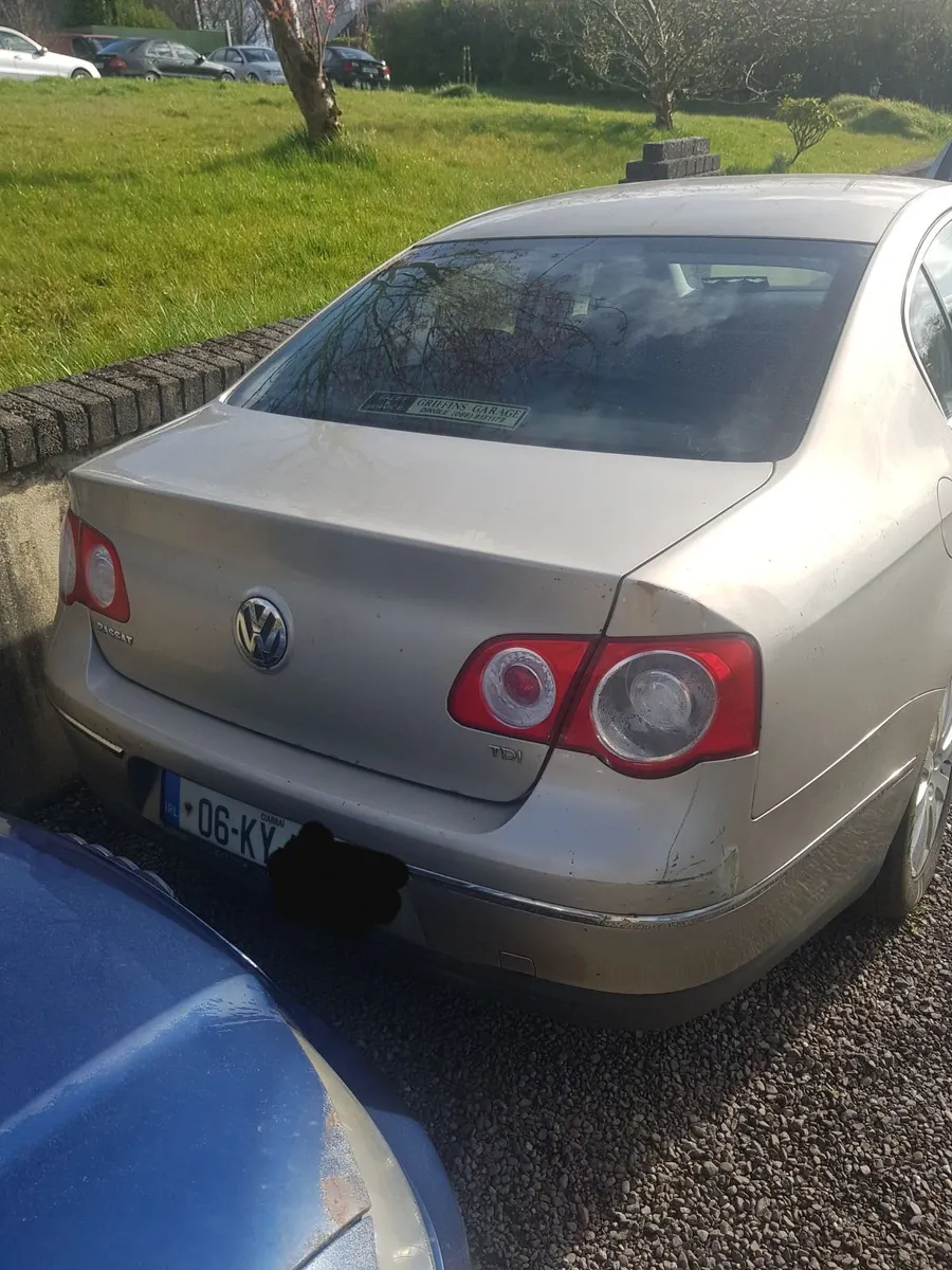 Volkswagen Passat - Image 3
