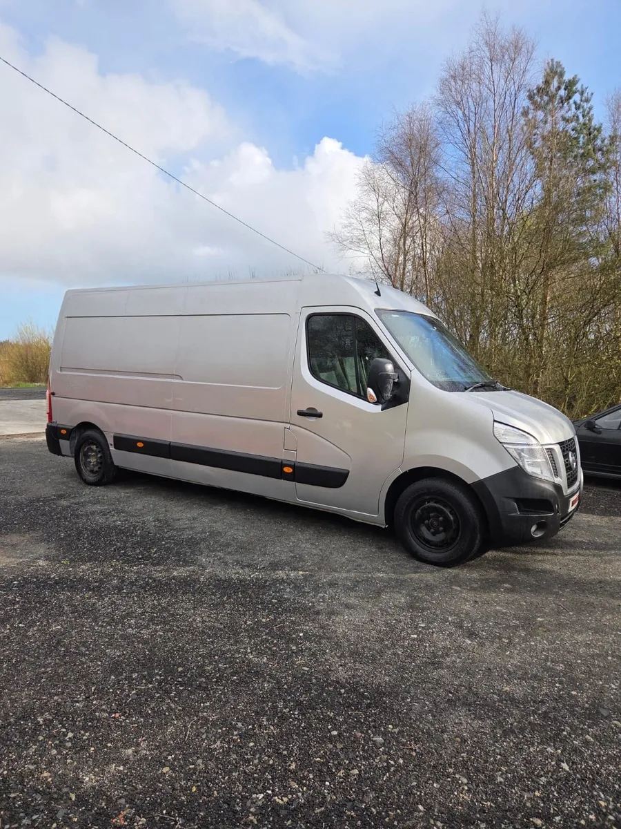 Nissan NV400 - Image 1