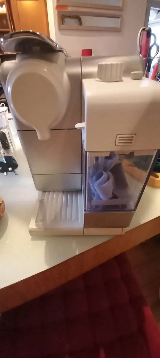 Nespresso EN 550 Latt - Image 2