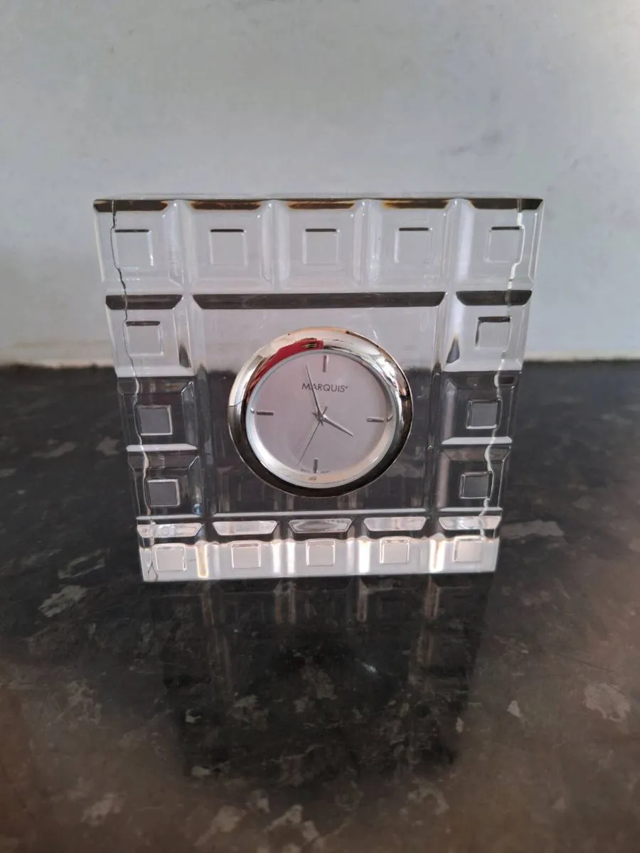 Lovely miniature Marquis crystal clock see size - Image 1