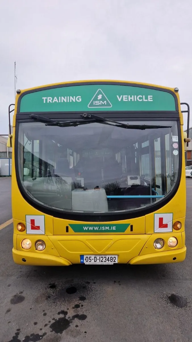 Volvo Bus / Coach 2005 - Image 2