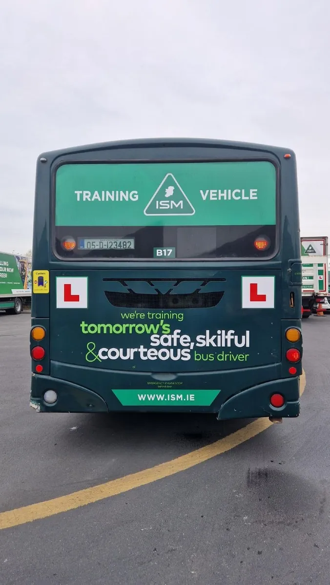 Volvo Bus / Coach 2005 - Image 4