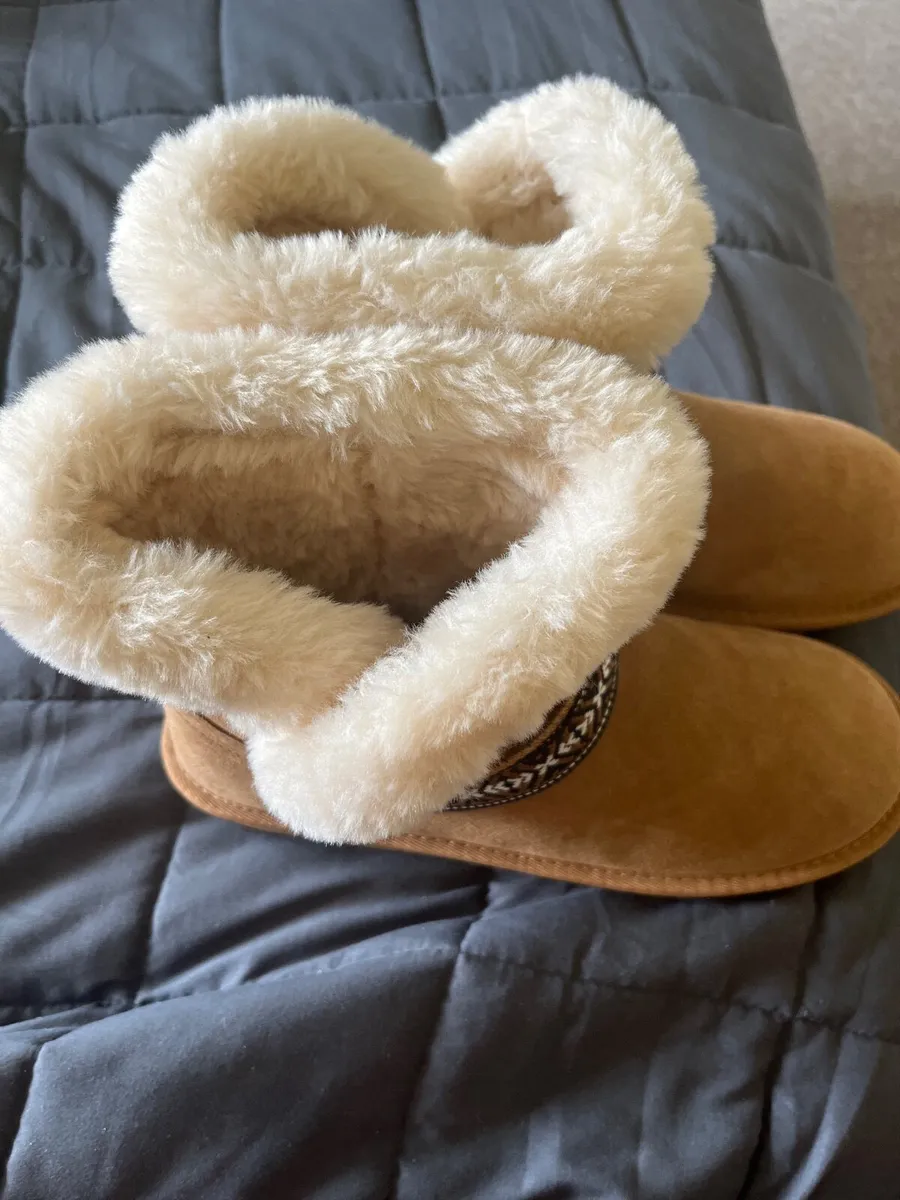 Ankle Boots with fur lining inside