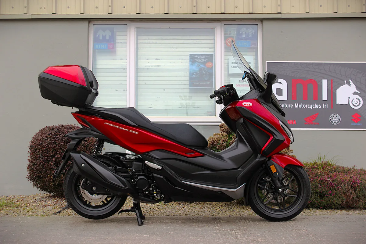 Honda Forza 350 - Image 1