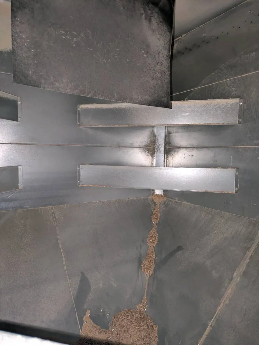 3.5 Tonne Galvanized Wood Pellet Silo - Image 2