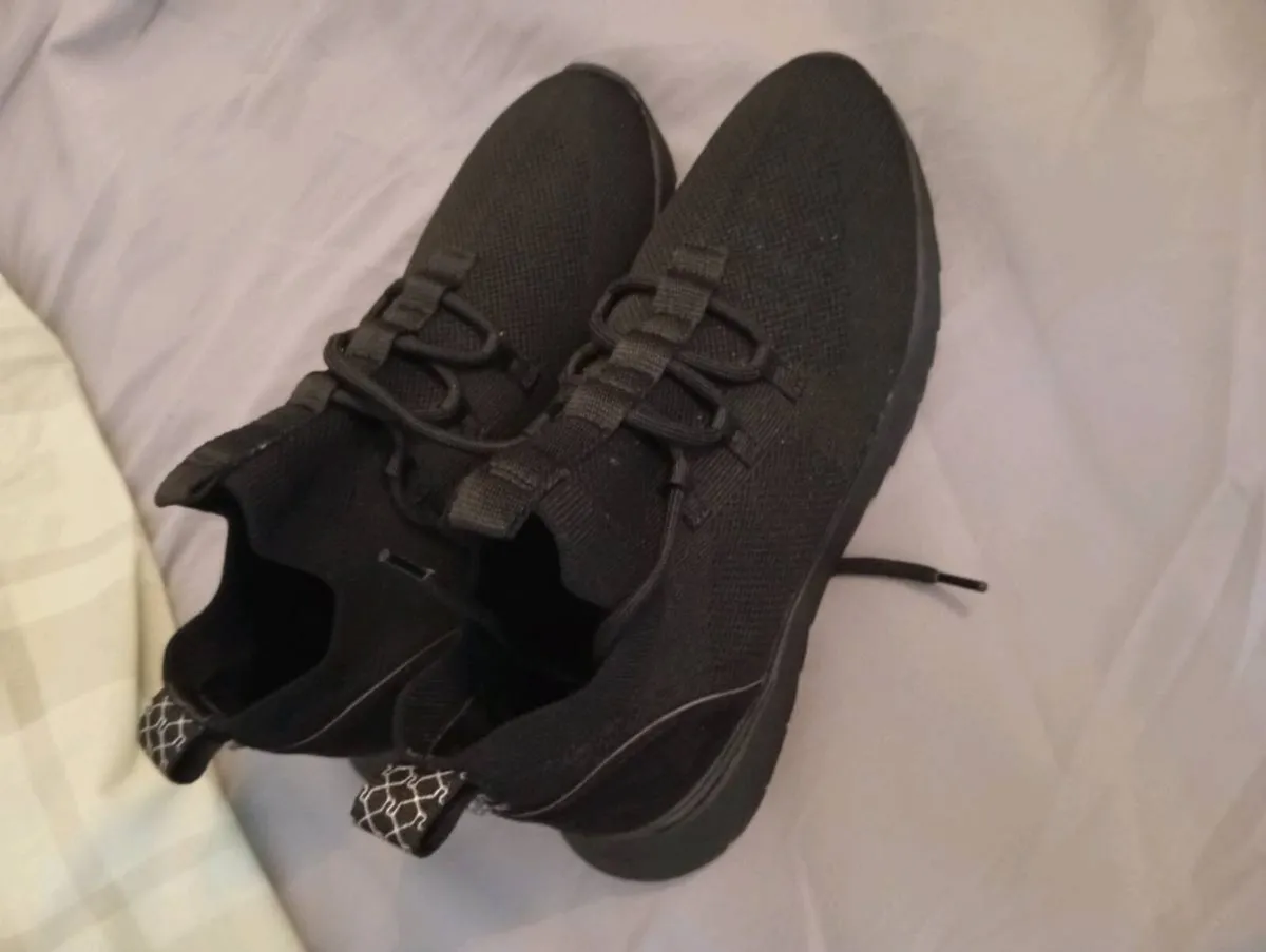 Ladies new black river island trainers size 5 - Image 1