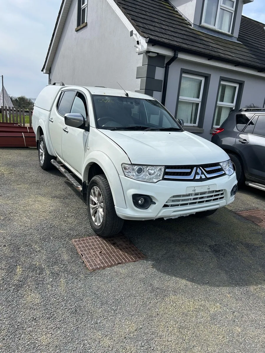 Mitsubishi l200 - Image 1