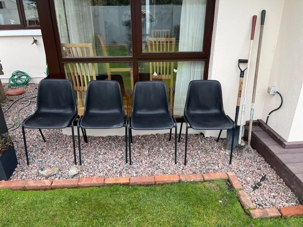 Chairs stacking for office or garden. Set of 4 - Image 1