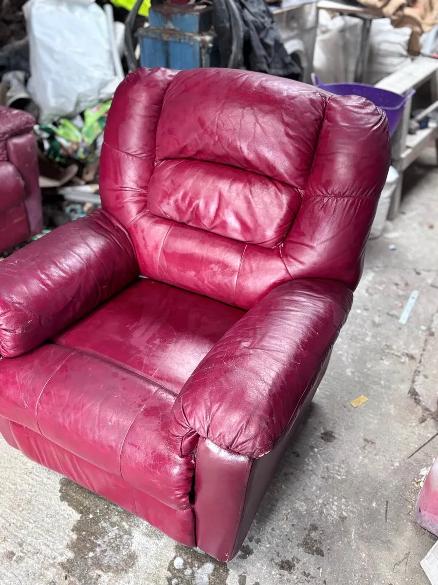 Recliner Chairs - Image 1