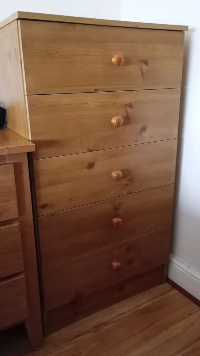 Multiple Chest of Drawers, Blanket/Storage Chest - Image 3