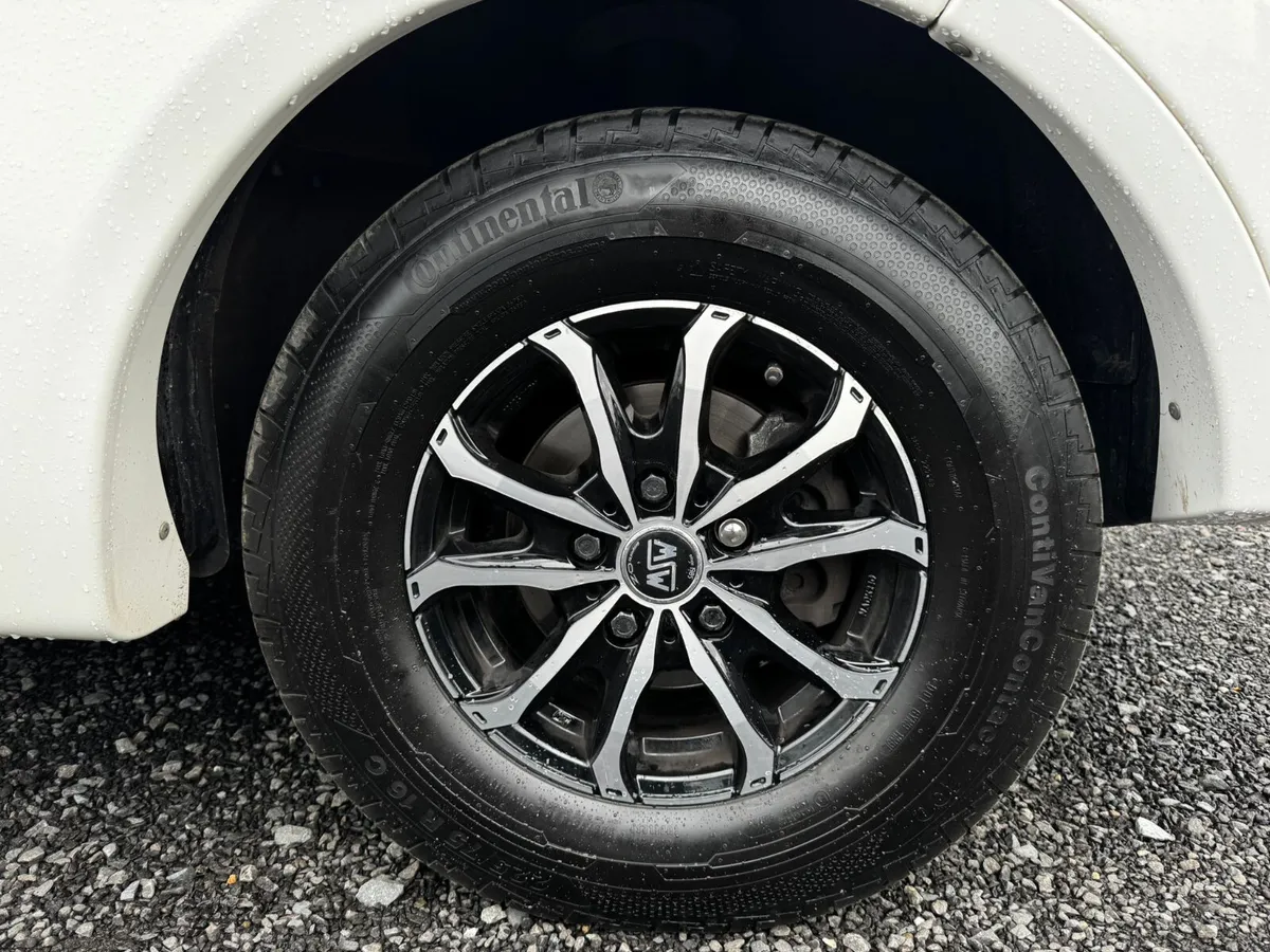 Rapido 8096DF - Automatic - Image 4