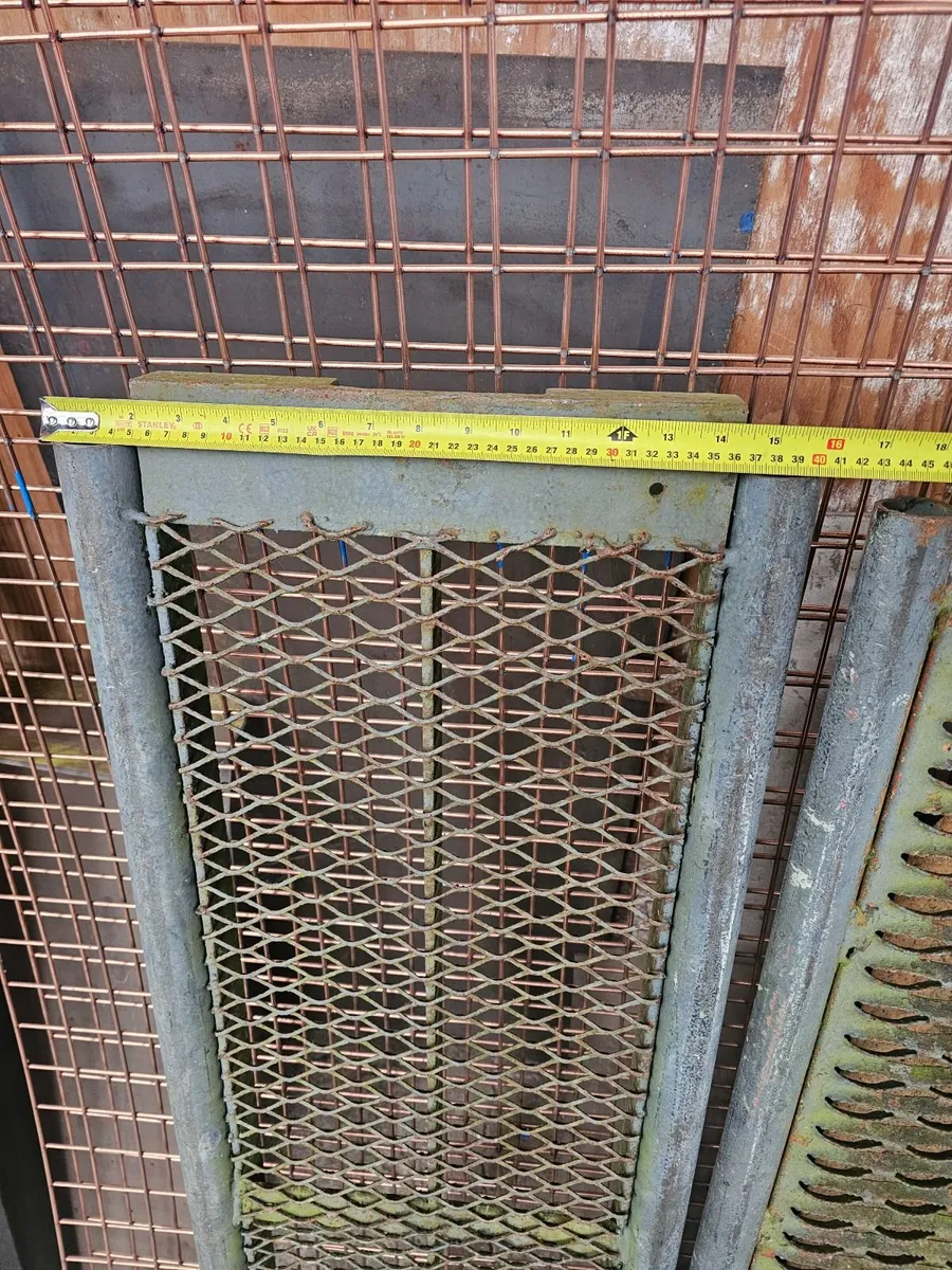 Car transporter trailer ramps €200 - Image 2