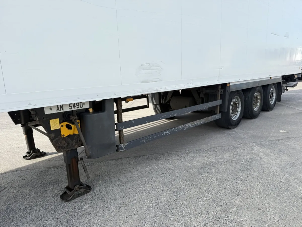 2011 SCHMITZ MULTI-TEMP FRIDGE TRAILER - Image 4