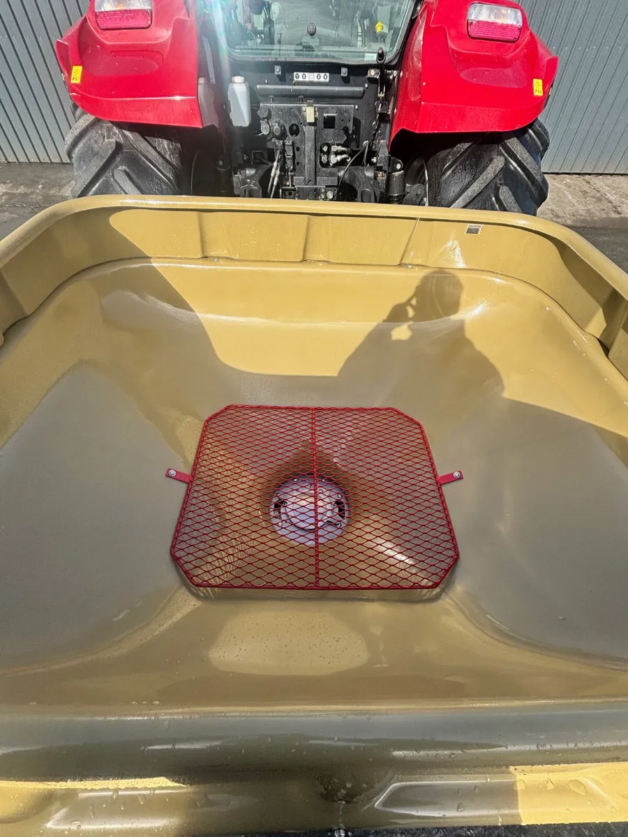 BMC FERTILISER SPREADERS - Image 3