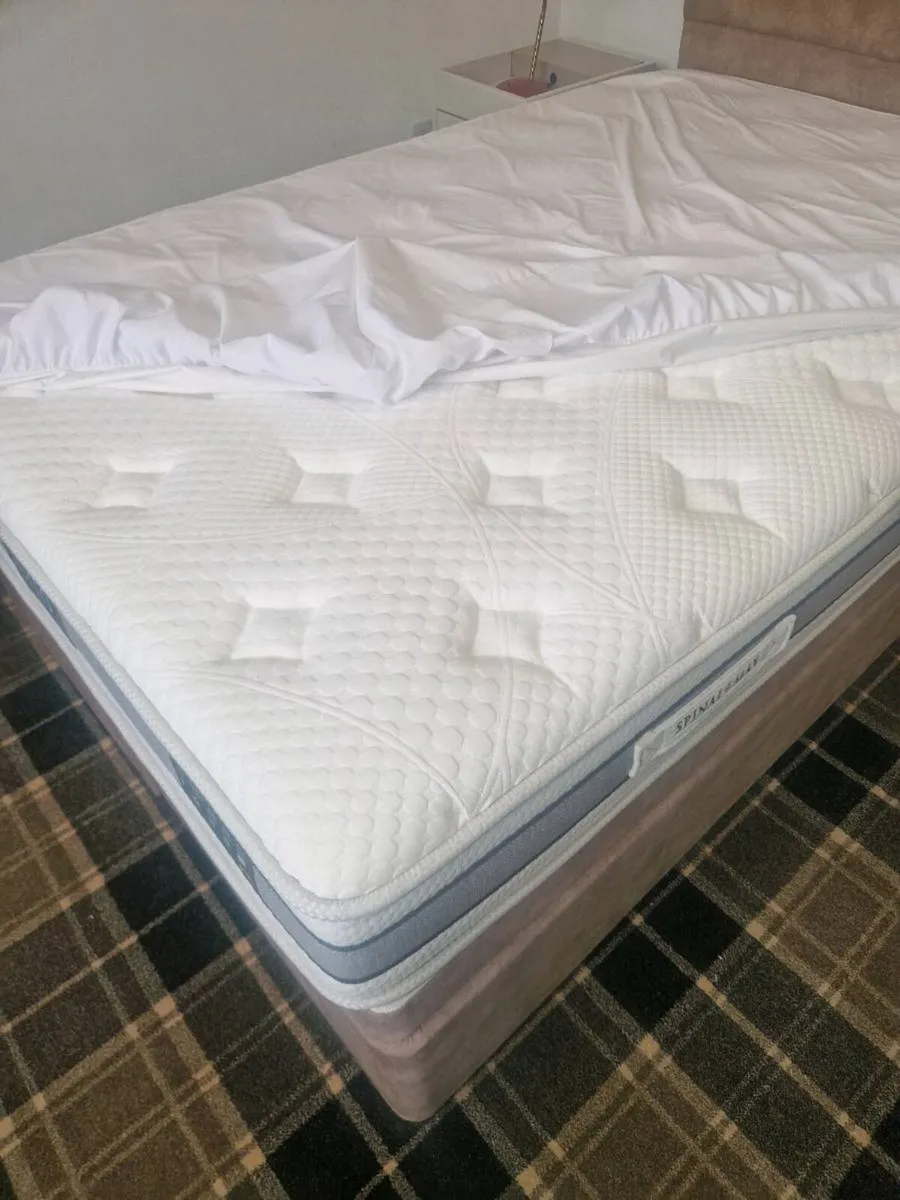 Small Double Storage Bed with Orthopaedic mattress - Image 4