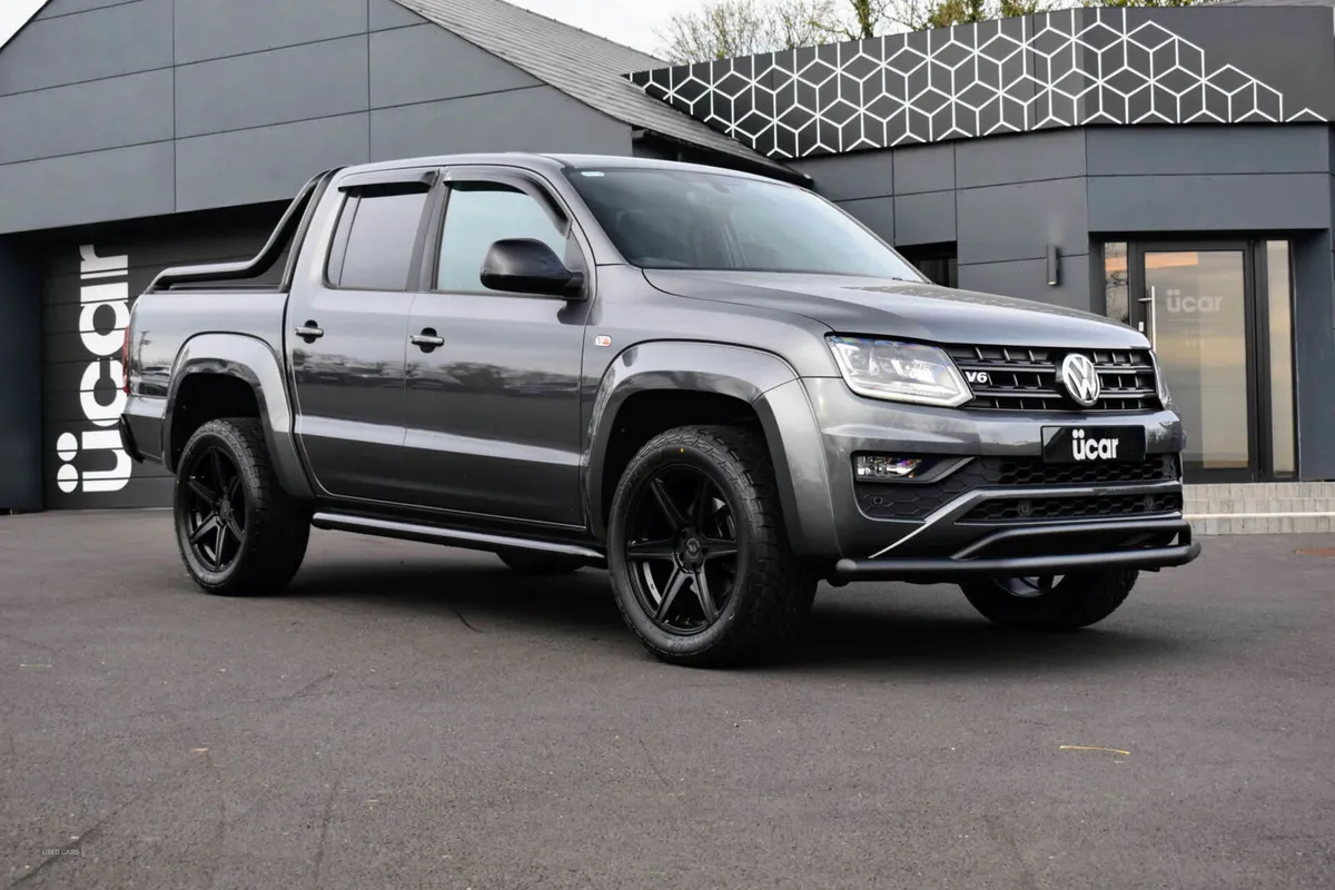 Volkswagen Amarok 3.0 Amarok Black Edition V6 TDI - Image 1