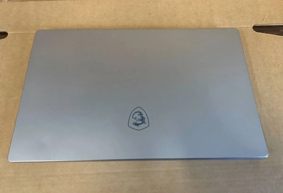 MSI Creator 17 A10SF I7 16GB 512GB NVIDIA 8GB GAME - Image 2