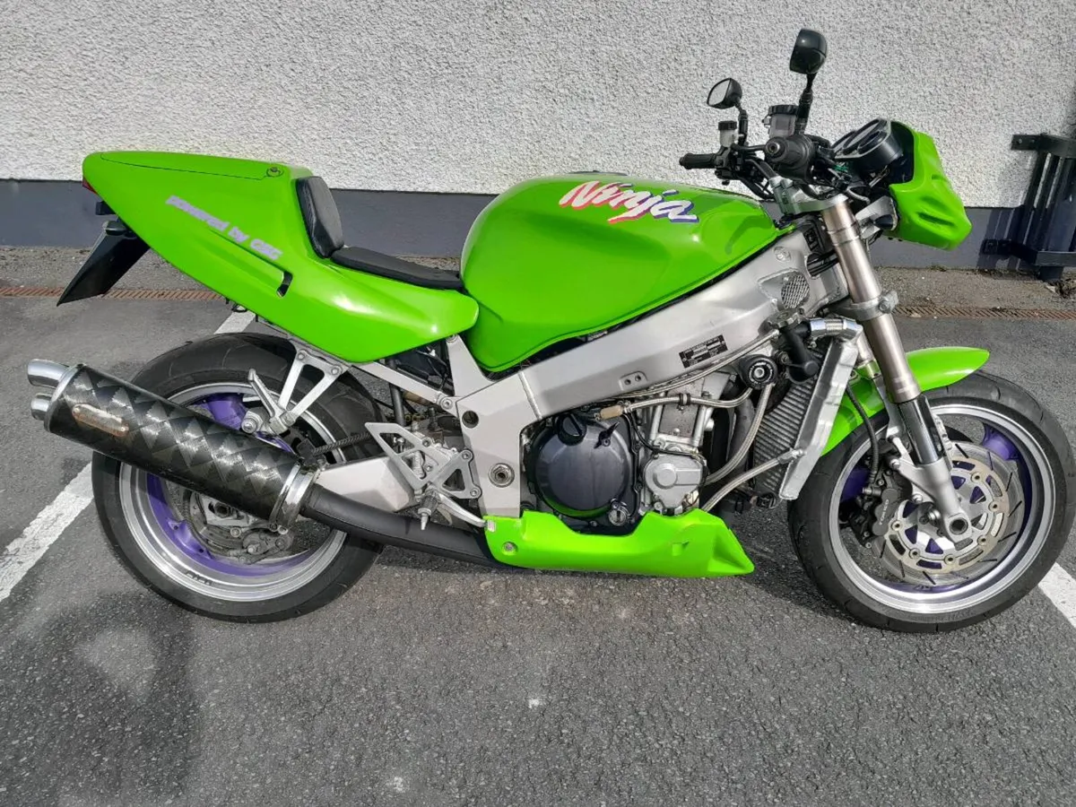 Kawasaki zx7r 1996 streetfighter - Image 1