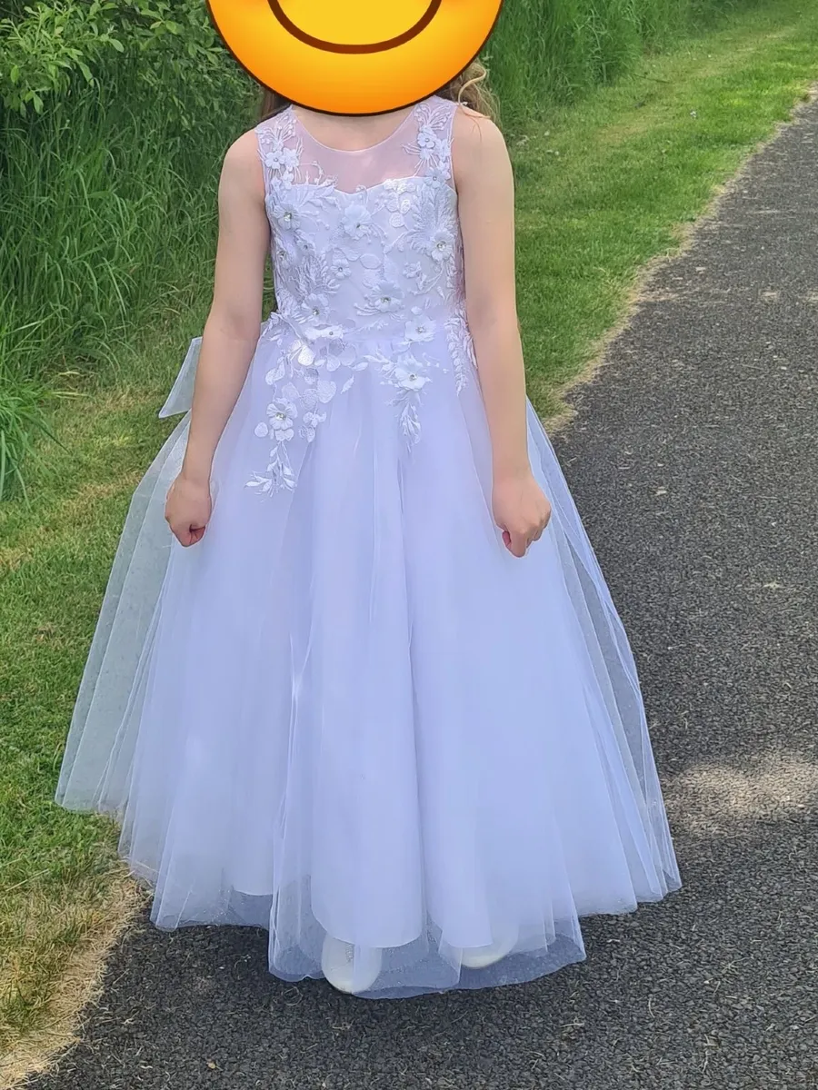 Beautiful communion dress + free accessories - Image 2