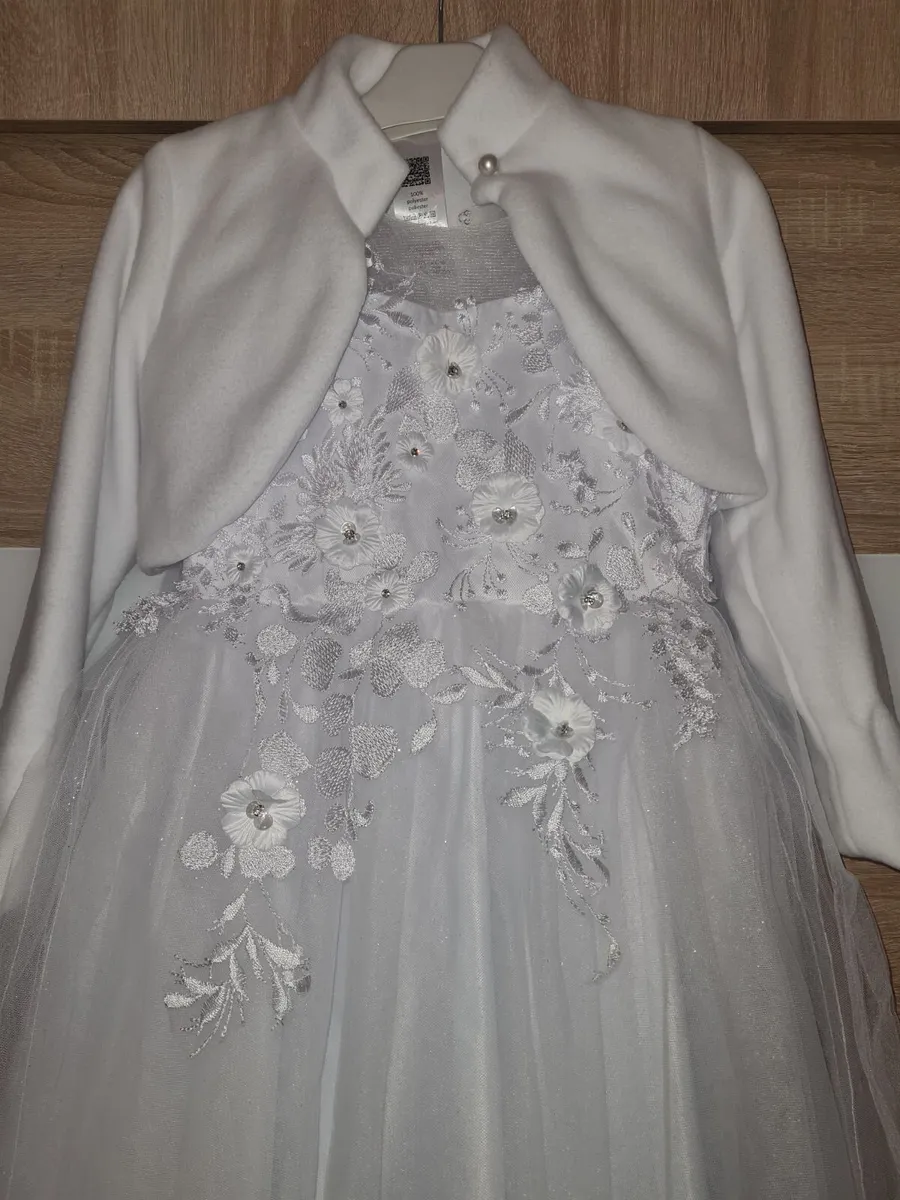 Beautiful communion dress + free accessories - Image 3