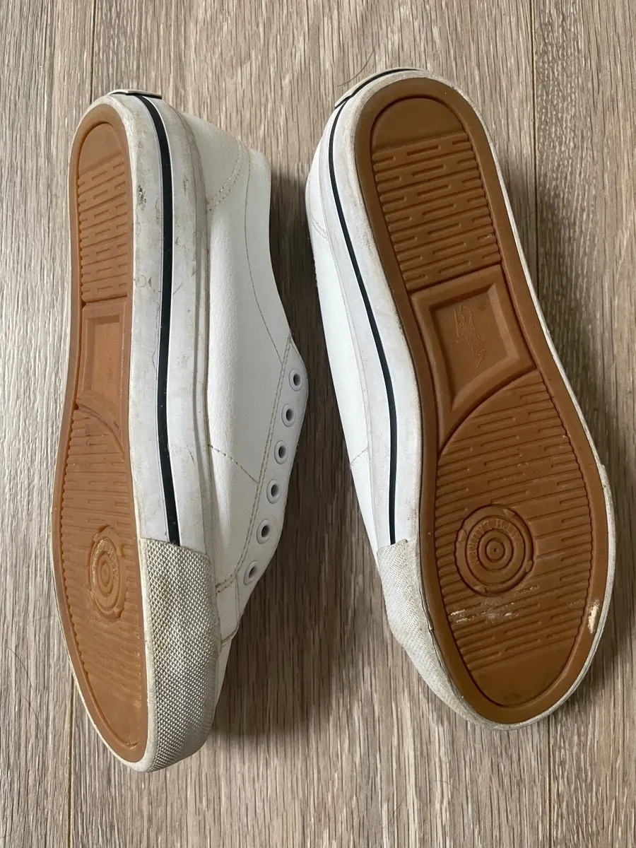 White Polo Ralph Lauren trainers feature a signatu - Image 4
