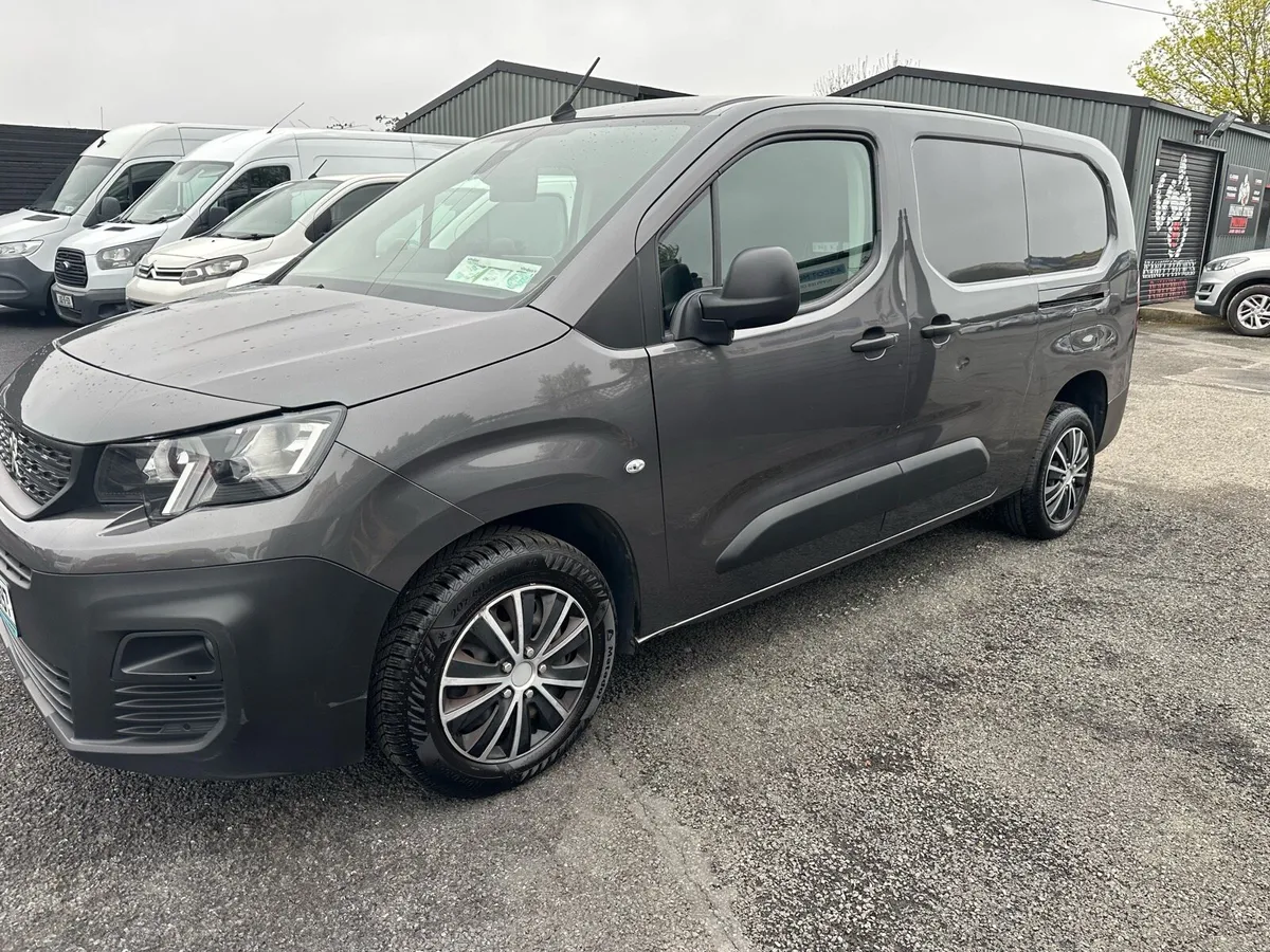 2020 Peugeot partner  automatic lwb tested - Image 3