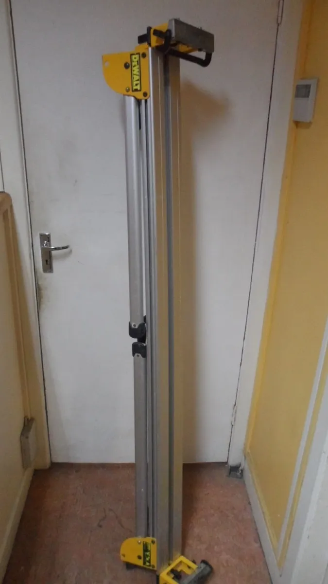 DeWalt Stand (DE7024 XJ) - Image 2