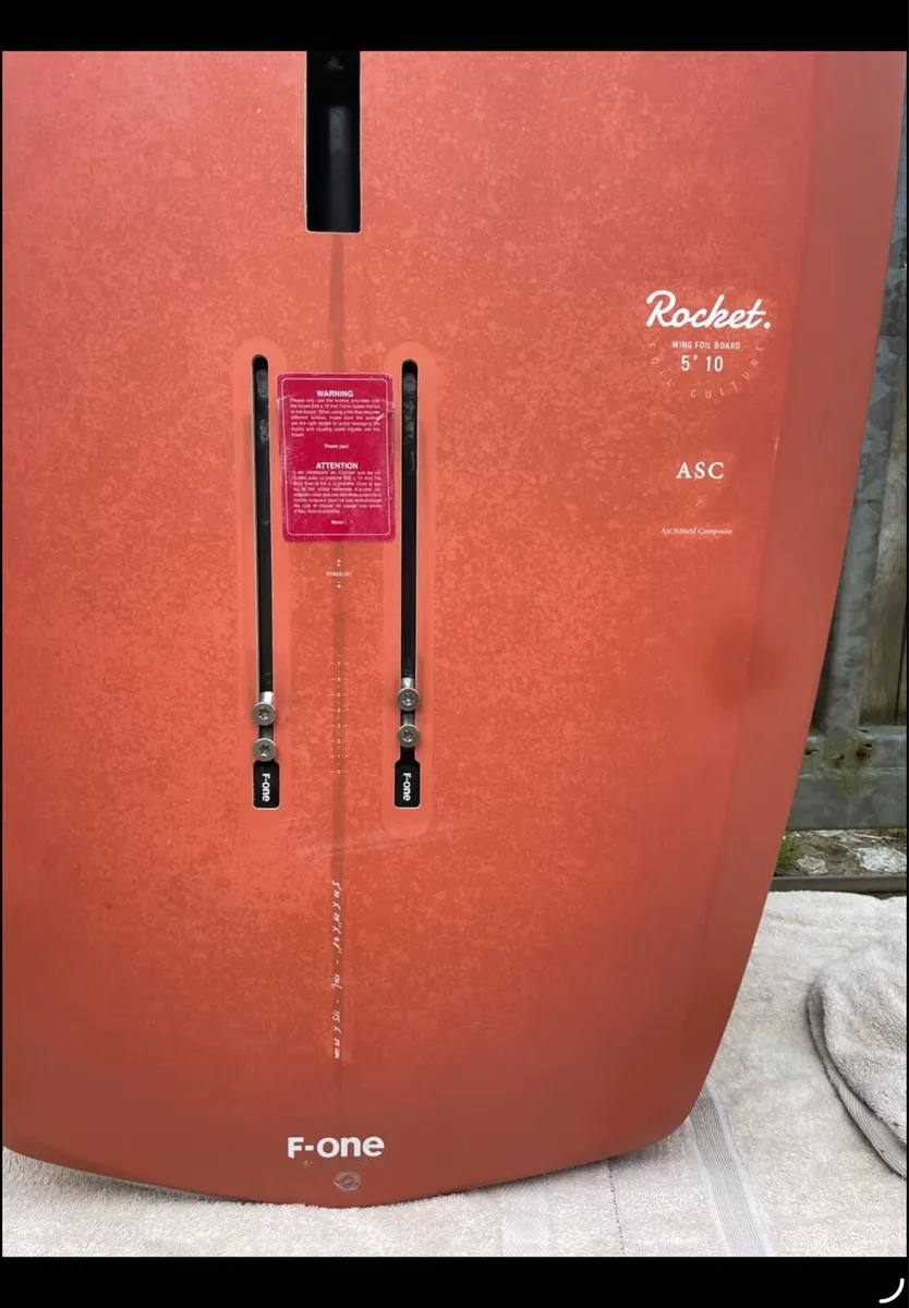 Foil board 110ltr F-one Rocket - Image 3