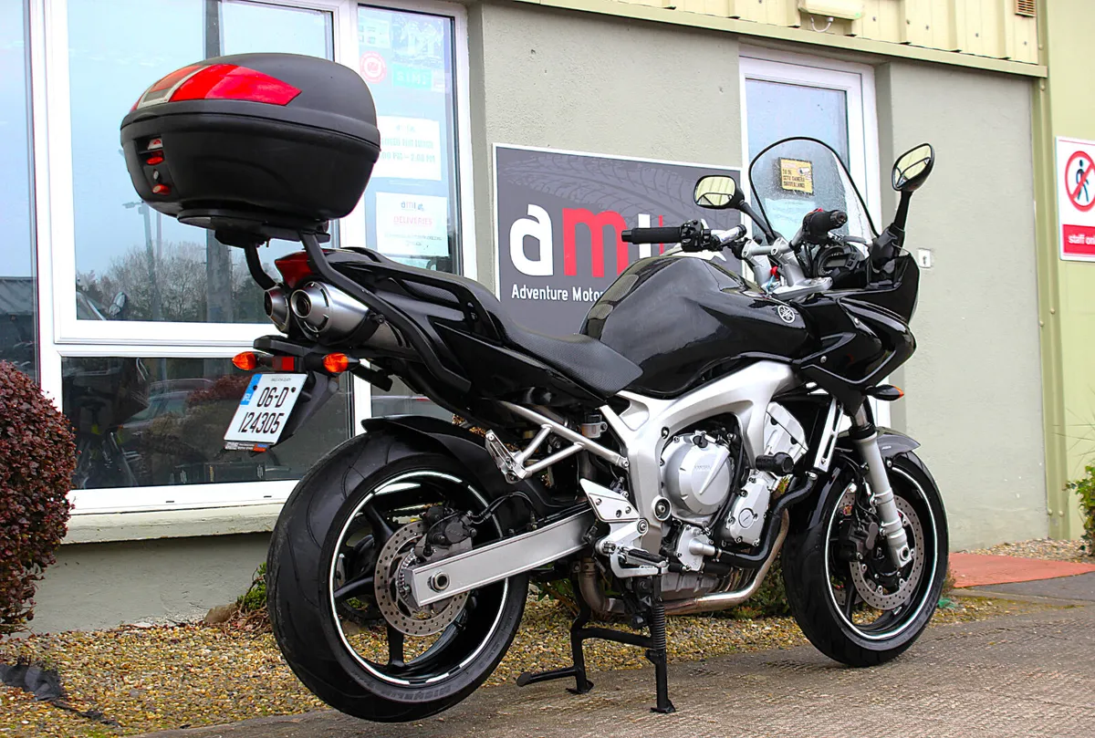 YAMAHA FZ6 Fazer 600 - Image 2